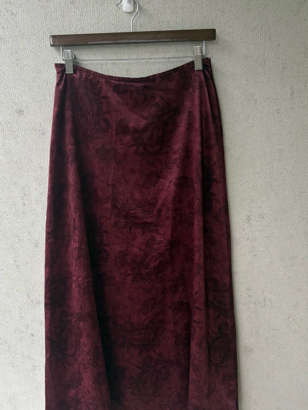 Vintage 90s Petite Sophisticate Burgundy Satin Jacquard Paisley Midi Skirt 6 - Picture 9 of 10